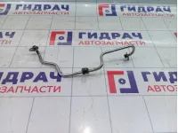 Трубка турбокомпрессора Skoda Octavia (A7) 04E145140E