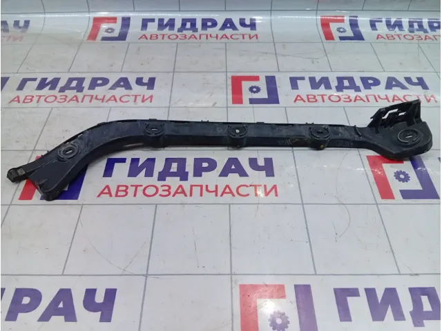 Кронштейн бампера задний правый Skoda Octavia (A7) 5E5807394