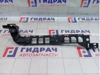 Кронштейн бампера задний правый Skoda Octavia (A7) 5E5807864