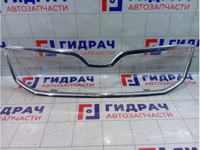 Молдинг решетки радиатора Skoda Octavia (A7) 5E0853761