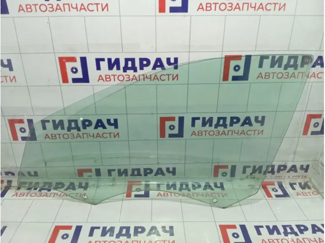 Стекло двери передней левой Skoda Octavia (A7) 5E0845201A