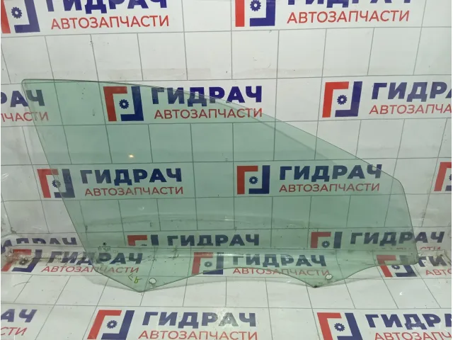 Стекло двери передней правой Skoda Octavia (A7) 5E0845202A