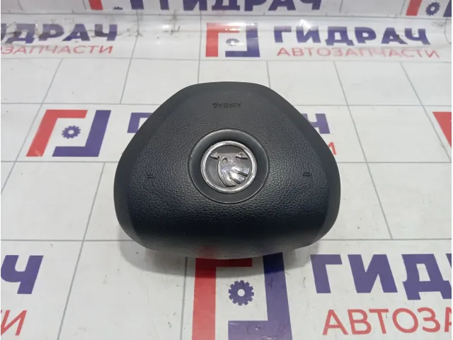 Подушка безопасности в рулевое колесо Skoda Octavia (A7) 5E08802011QB