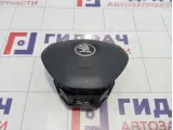 Подушка безопасности в рулевое колесо Skoda Octavia (A7) 5E08802011QB