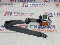 Ремень безопасности с пиропатроном передний правый Skoda Octavia (A7) 5E0857702RAA