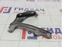 Петля капота правая Skoda Octavia (A7) 5E0823302