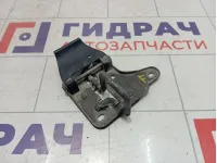 Замок капота верхний Skoda Octavia (A7) 5E0823186B