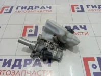 Цилиндр тормозной Skoda Octavia (A7) 8V1611021