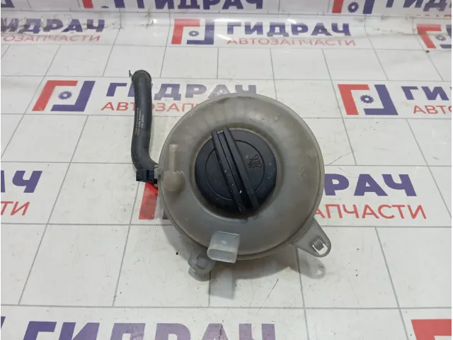 Бачок расширительный Skoda Octavia (A7) 5Q0121407D
