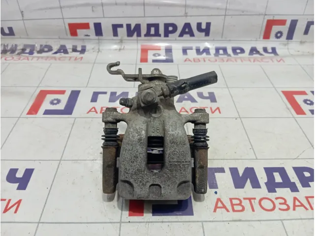 Суппорт тормозной задний правый Skoda Octavia (A7) 5Q0615424A