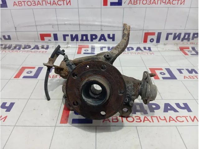 Кулак поворотный передний левый Skoda Octavia (A7) 5Q0407255Q