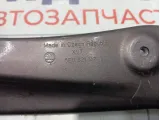 Кронштейн крыла передний правый Skoda Octavia (A7) 5E0821142