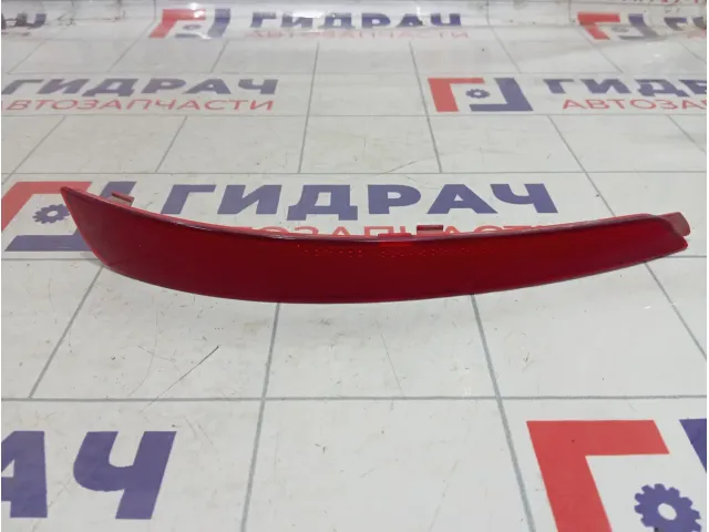 Отражатель в бампер задний левый Skoda Octavia (A7) 5E5945105