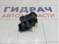 Активатор замка крышки бензобака Skoda Octavia (A7) 7P0810773D