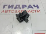 Активатор замка крышки бензобака Skoda Octavia (A7) 7P0810773D
