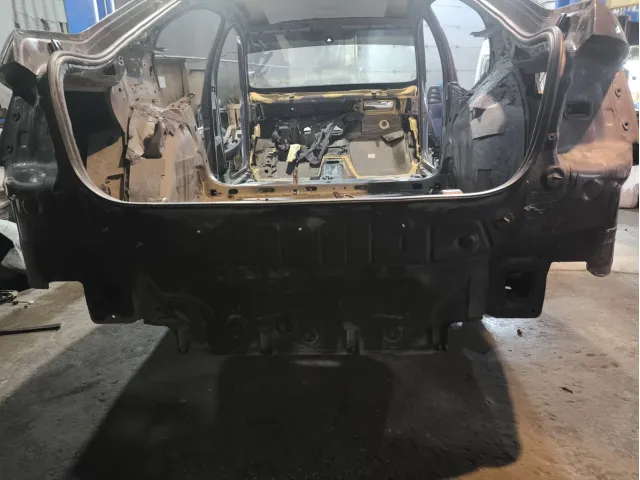 Панель задняя Skoda Octavia (A7) 5E5813301B