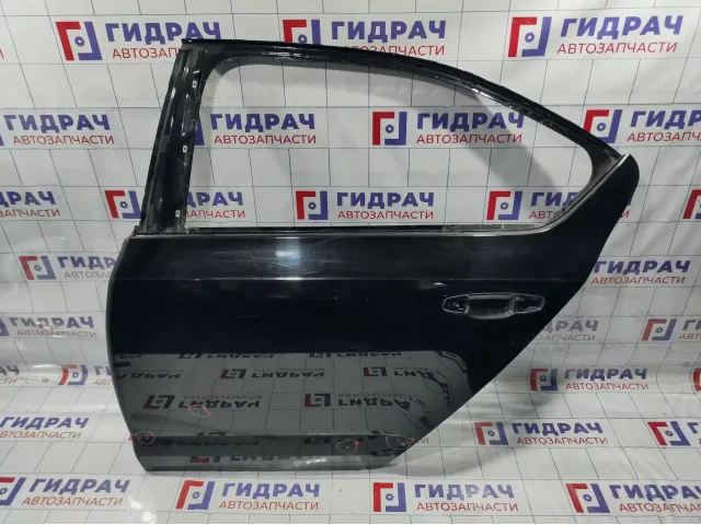 Дверь задняя левая Skoda Octavia (A7) 5E5833055B