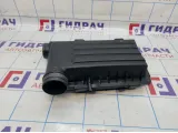 Корпус воздушного фильтра Skoda Octavia (A7) 04E129611G