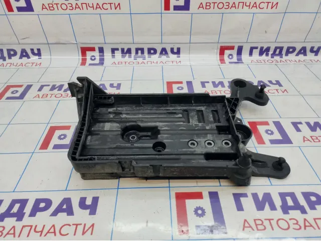 Крепление АКБ Skoda Octavia (A7) 5Q0915321