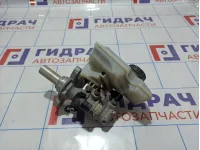 Цилиндр тормозной главный Skoda Octavia (A7) 5Q1611021A