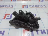 Корпус термостата Skoda Octavia (A7) 04E121116C