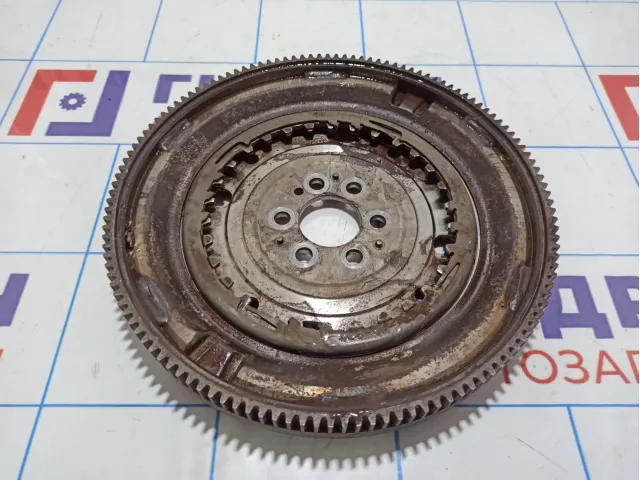 Маховик Skoda Octavia (A7) 03F105266C