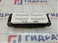 Подушка безопасности пассажирская Skoda Octavia (A7) 8V0880204D