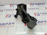 Педаль тормоза Skoda Octavia (A7) 5Q1723142B