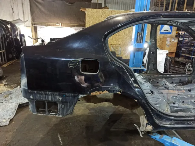 Крыло заднее правое Skoda Octavia (A5)