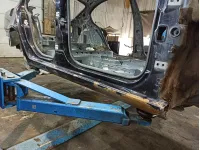 Порог со стойкой правый Skoda Octavia (A5)