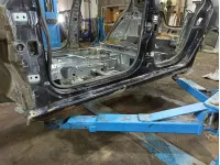 Порог со стойкой левый Skoda Octavia (A5)