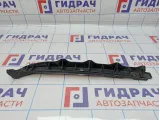Направляющая заднего бампера правая Skoda Octavia (A5) 1Z5807864. На панель.