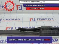 Воздухозаборник Skoda Octavia (A5) 1Z0121285D. Над радиатором.