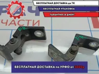 Петли двери передней правой Skoda Octavia (A5) .