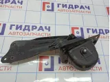 Рычаг задний продольный правый Skoda Octavia (A5) 1K0505226H.