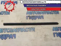 Уплотнитель внутренний заднего бокового стекла Skoda Rapid 5JA839479B Отличное состояние