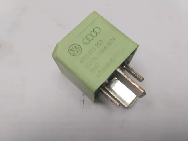 Реле Skoda Rapid 4H0951253 Отличное состояние