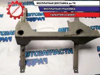 Крепление бензобака Skoda Rapid Отличное состояние