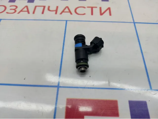 Форсунка инжекторная электрическая Skoda Rapid (NH3) 03C906031A