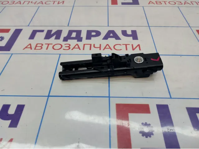 Механизм регулировки ремня безопасности Skoda Rapid (NH3) 8V0857819A