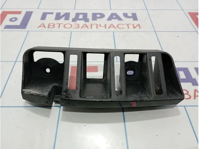 Направляющая заднего бампера правая Skoda Rapid (NH3) 5JH807394A