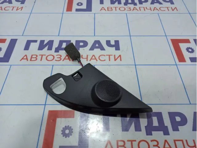 Крышка зеркала внутренняя левая Skoda Rapid (NH3)