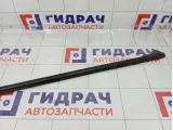 Накладка стекла переднего правого Skoda Rapid (NH3) 5JA837478A