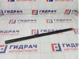 Уплотнитель стекла переднего правого Skoda Rapid (NH3) 5JA837480B