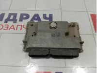Блок управления двигателем Skoda Rapid (NH3) 03E906019T