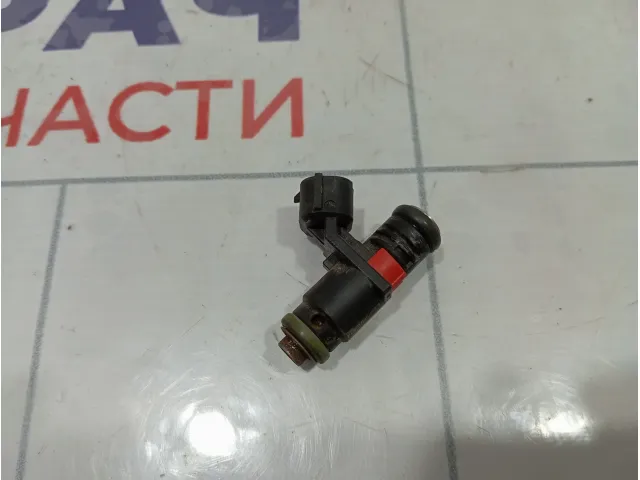 Форсунка инжекторная электрическая Skoda Rapid (NH3) 03E906031C