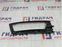 Решетка в бампер правая Skoda Rapid (NH3) 60U8076829B9