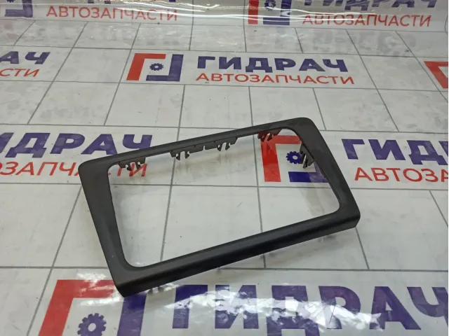 Рамка магнитолы Skoda Rapid (NH3) 5JA8584159B9