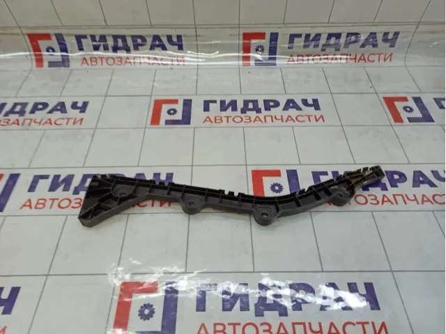 Направляющая заднего бампера правая Skoda Rapid (NH3) 60U807394