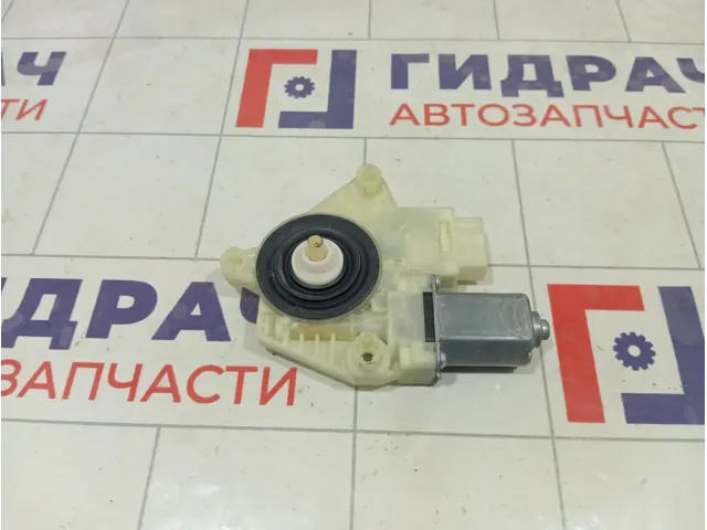Моторчик стеклоподъемника заднего левого Skoda Rapid 5JA959811L